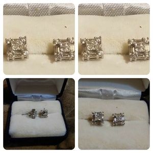 Diamond Earrings 10kt White Gold  1/2 tcw